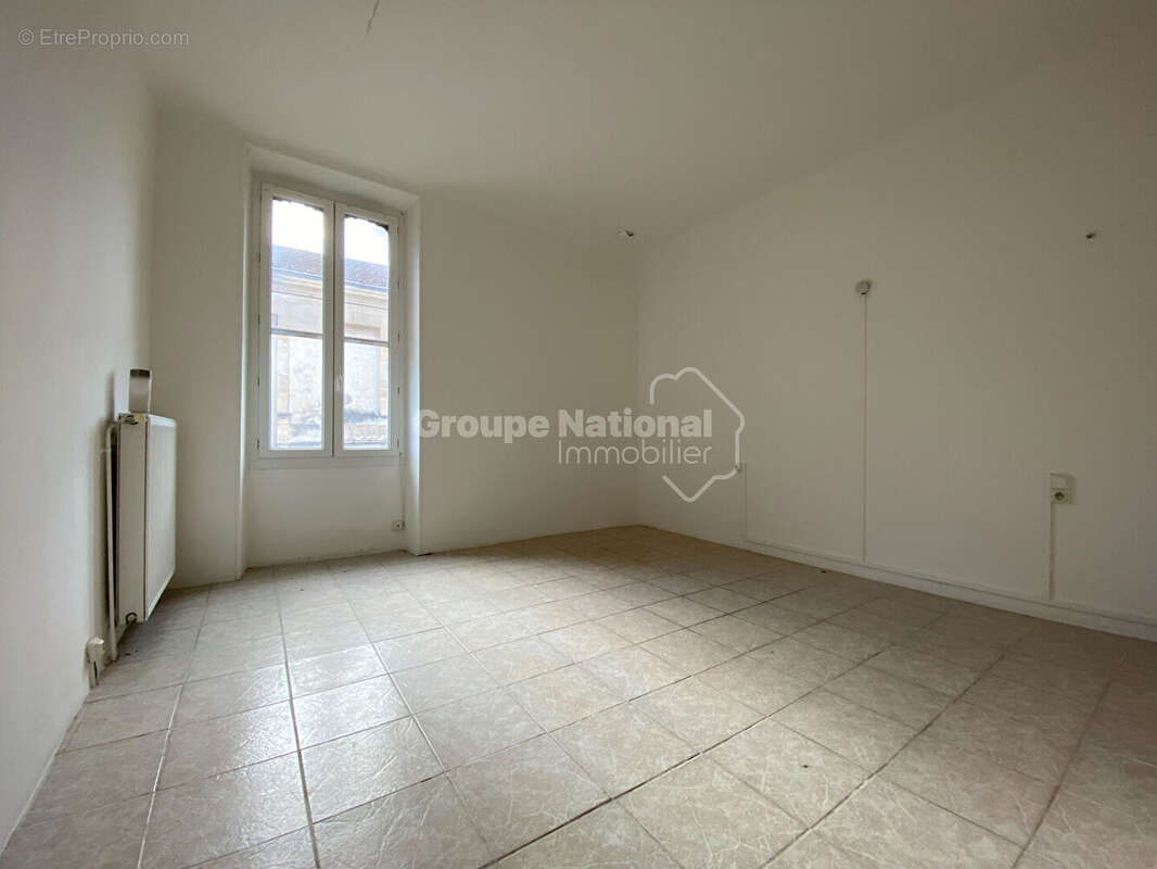 Maison à CHATEAURENARD