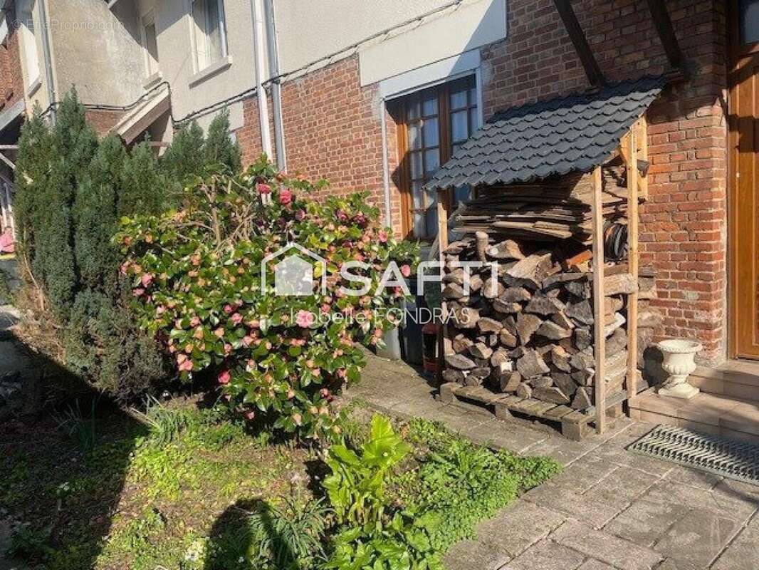 Photo 2 - Maison à SAINT-QUENTIN