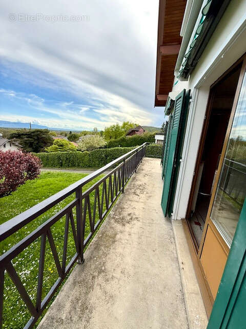 Maison à DIVONNE-LES-BAINS