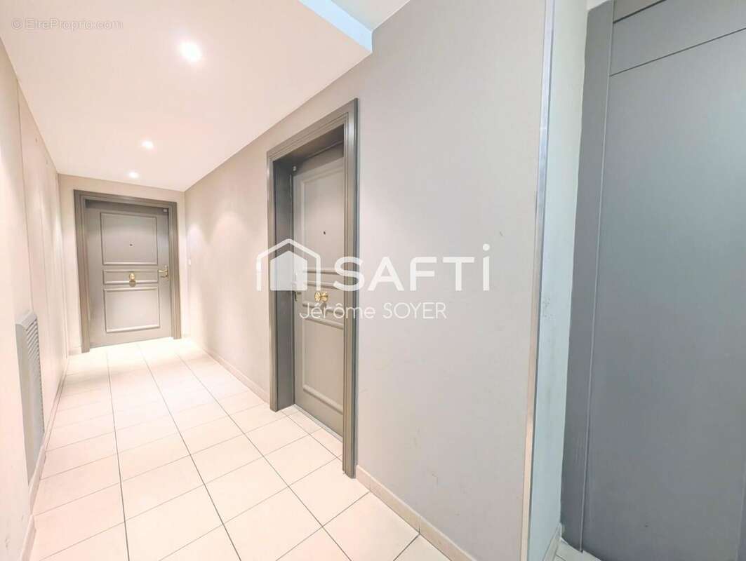 Appartement 41 m² à Avignon  - photo 7