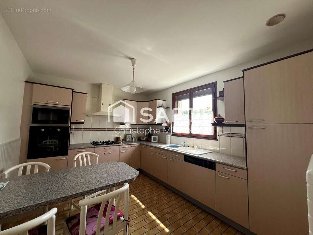 Photo 9 - Maison à INGRANDES