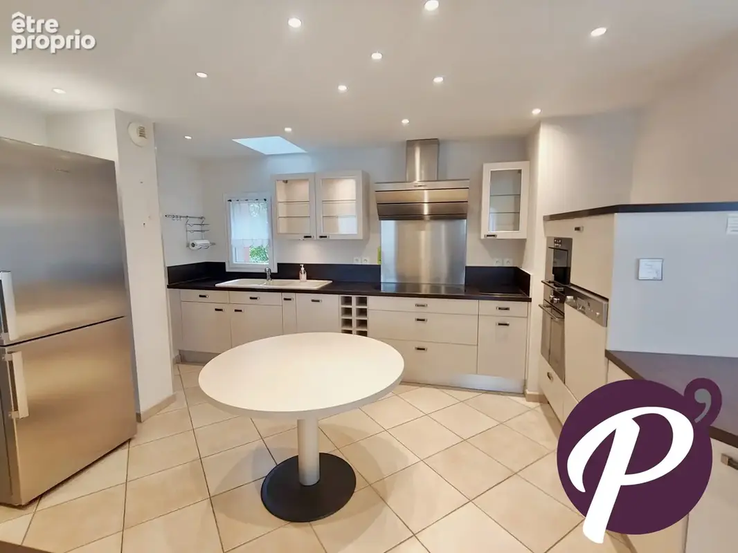 Appartement 6 pièces 180 m² à vendre à Bergerac (24100) - photo 2