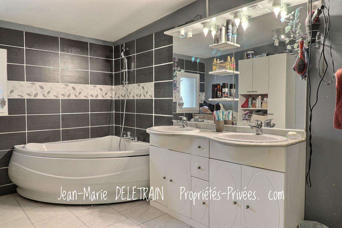 Maison de famille en pierre ? 258 m² + dépendances ? Saint-Antoine-de-Breuilh, Bordeaux en 45 min - photo 13