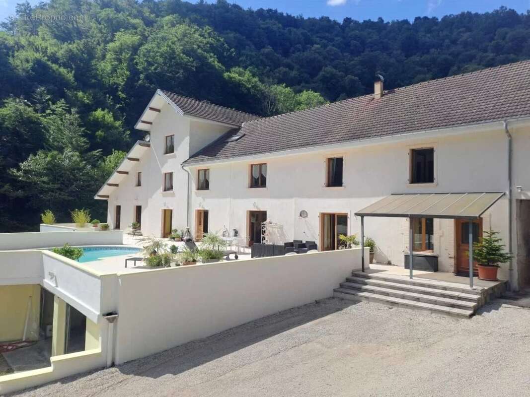 Maison à BAUME-LES-DAMES