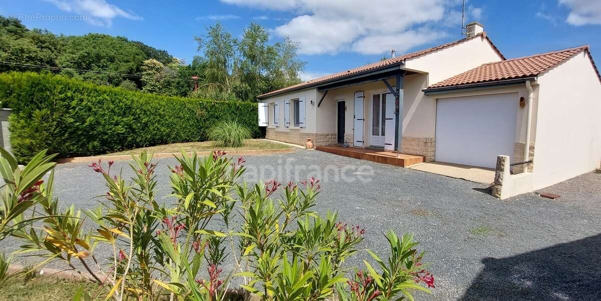 Maison à vendre 5 pièces MERVENT (85) - photo 4