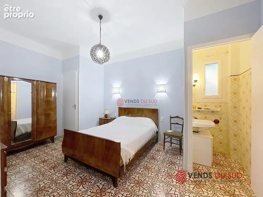 Belle maison cossue avec grand garage - coeur de colombiers - photo 9