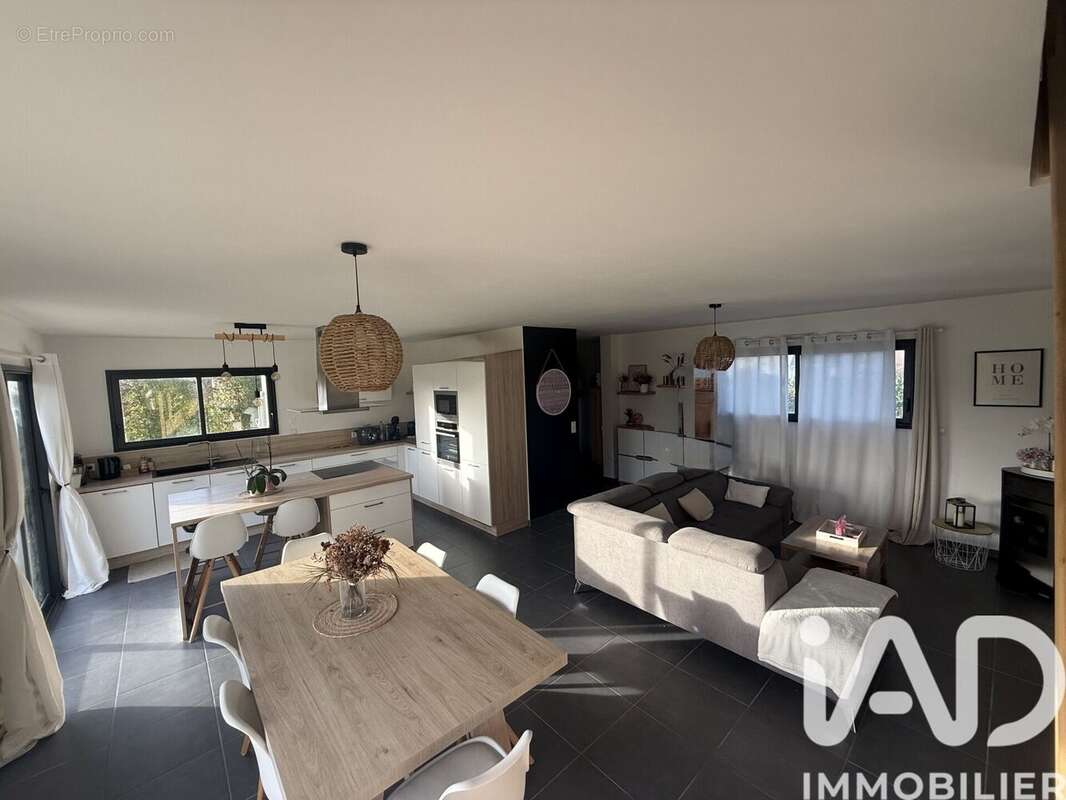 Maison 116 m² à Le Torquesne  - photo 6