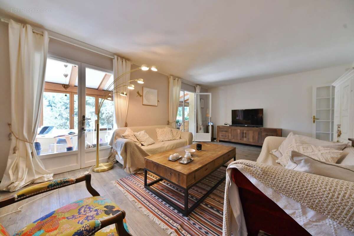 Maison à UZES