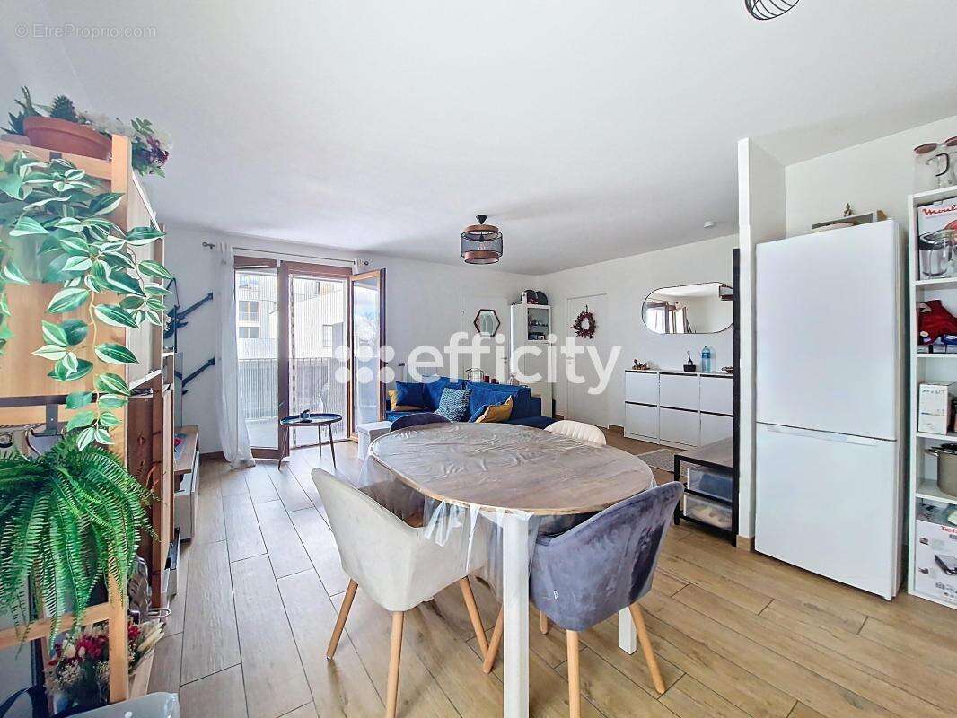 Appartement à RUNGIS