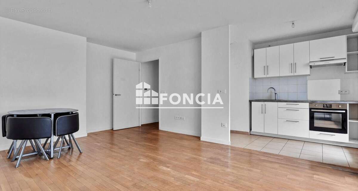 Appartement à BAGNEUX