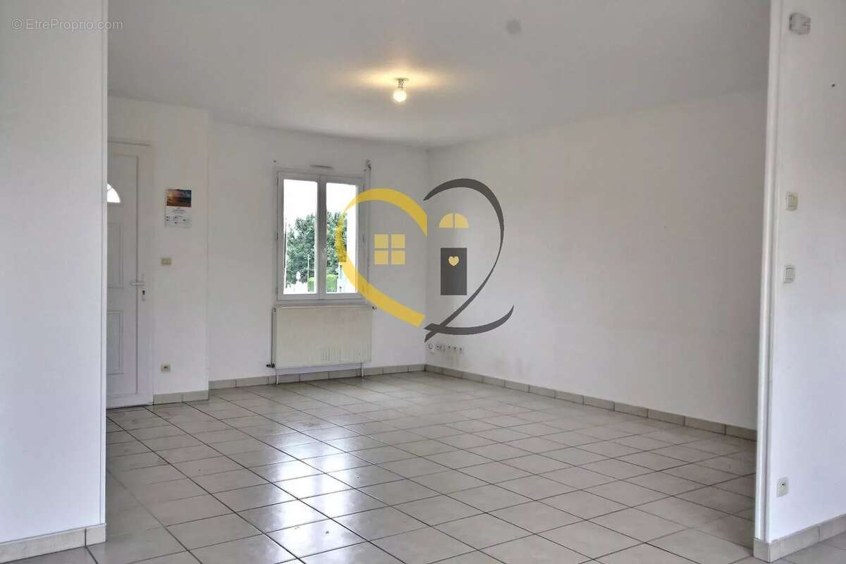 Maison 86 m² à Saint-Martin-D'auxigny  - photo 6