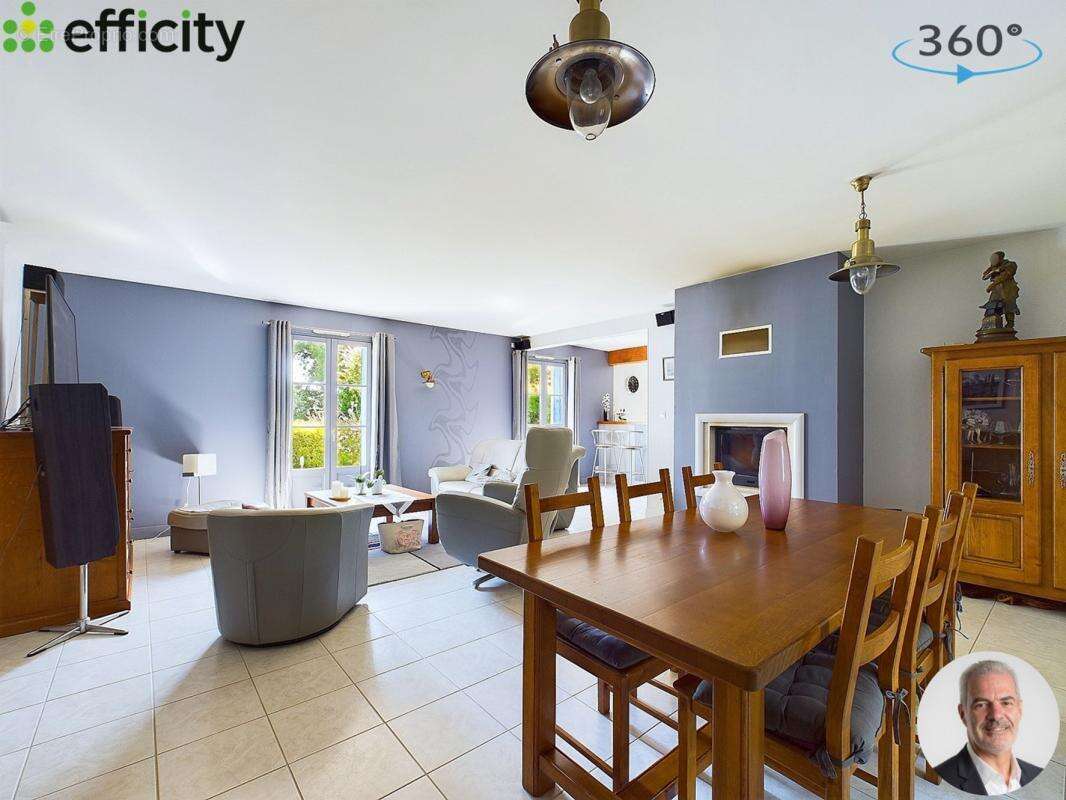 Maison à GENNES-SUR-SEICHE