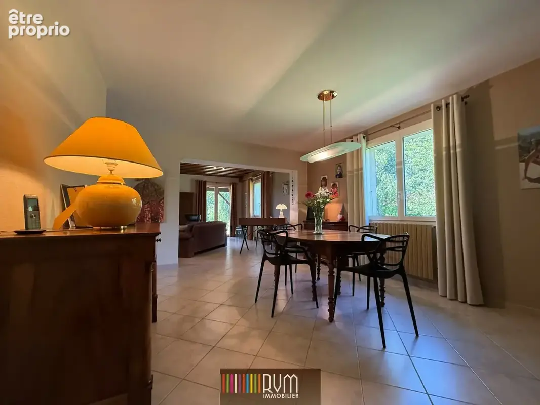 Maison 5 pièces 127 m² à vendre à Montagnat (01250) - photo 8