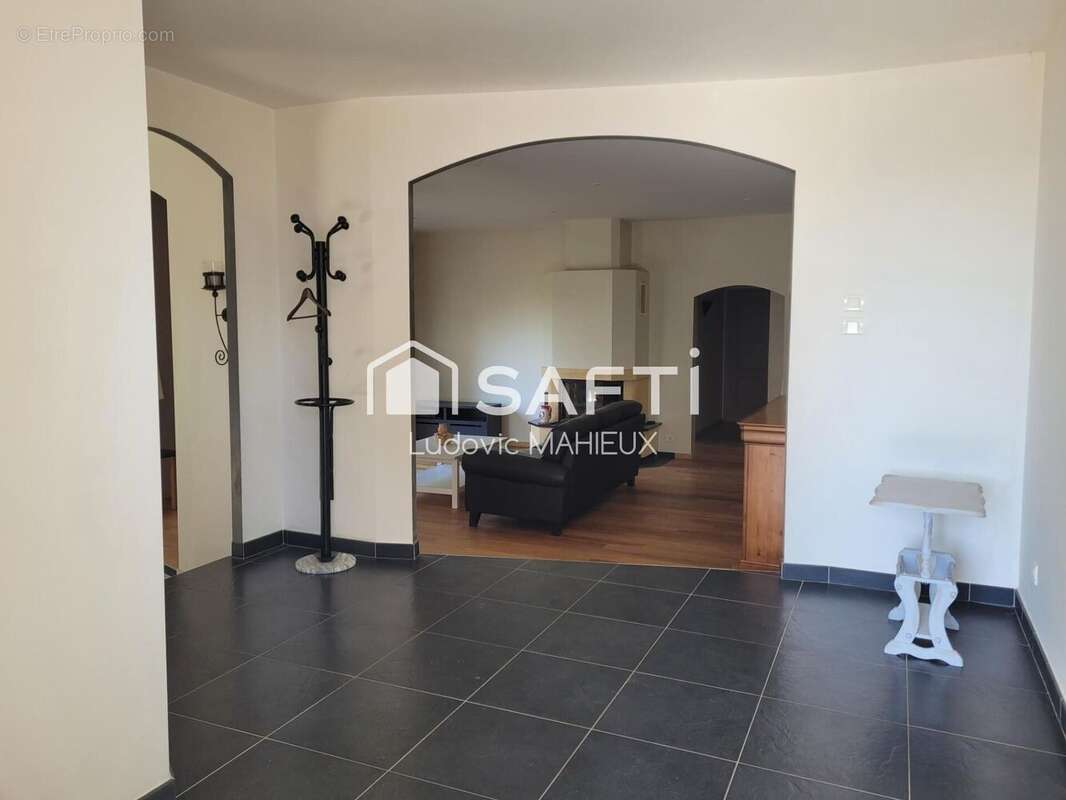Maison 160 m² à Thehillac  - photo 3