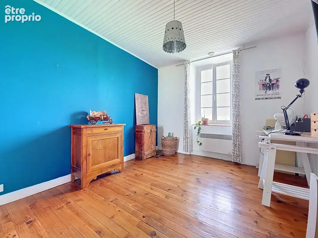 Maison - 4 Chambres - Buanderie - Grande cour - Jardin - Grange - Au calme - photo 16