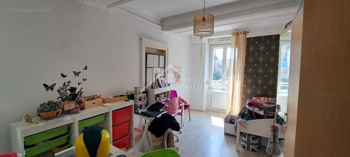 Immeuble de 2 lots + grenier aménageable - photo 3