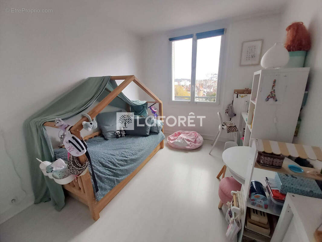 Appartement à VILLEMOMBLE