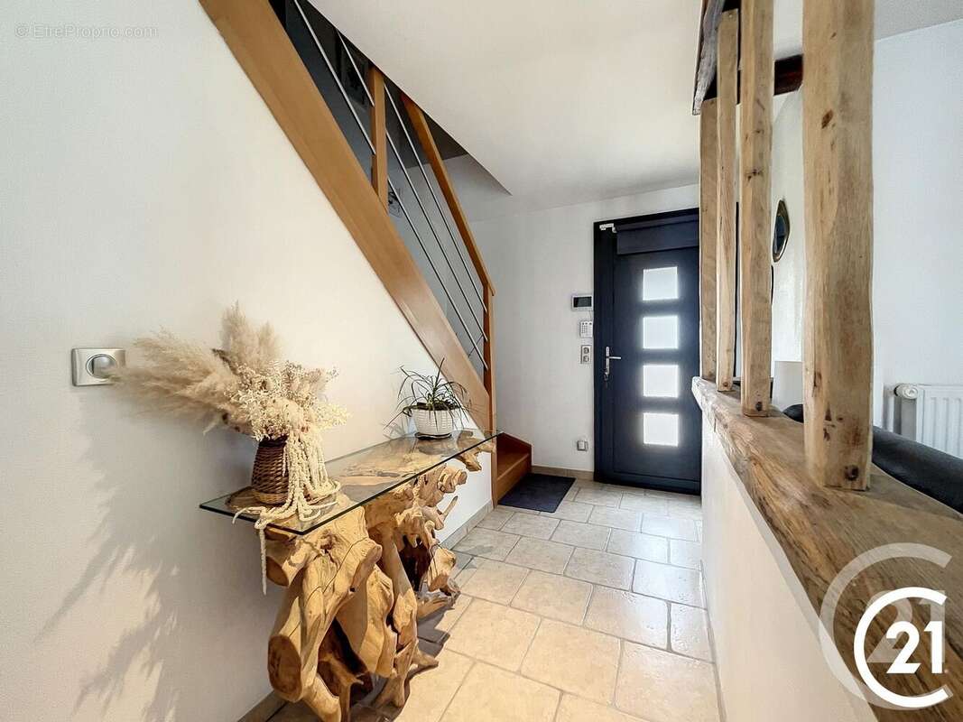 Maison à MAROLLES-SUR-SEINE