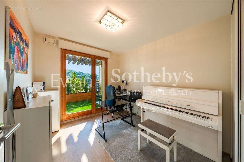 Appartement à EVIAN-LES-BAINS