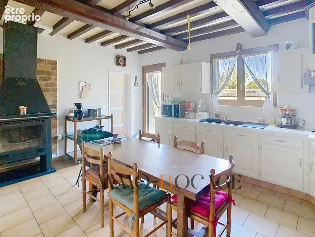 Vastes maison et dépendance sur 9000 m2 de terrain ! - photo 7