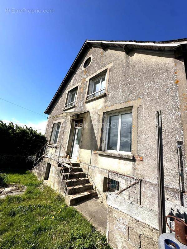Maison à SAINT-LAURENT-EN-GATINES
