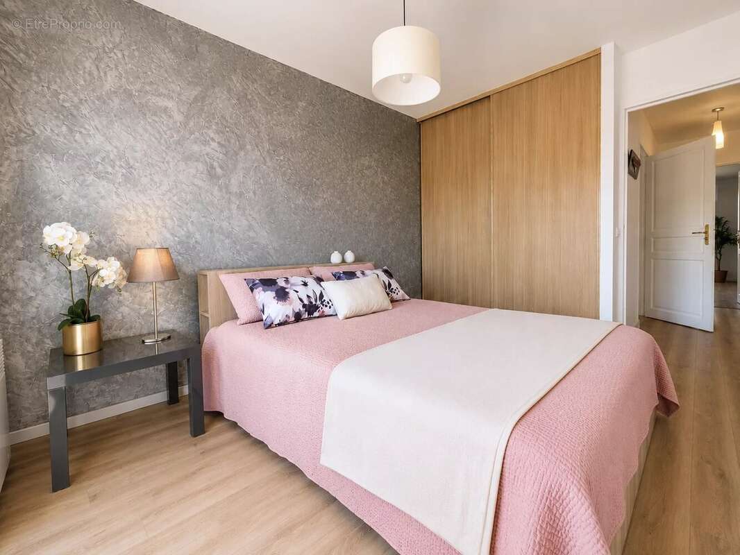 Appartement à HYERES