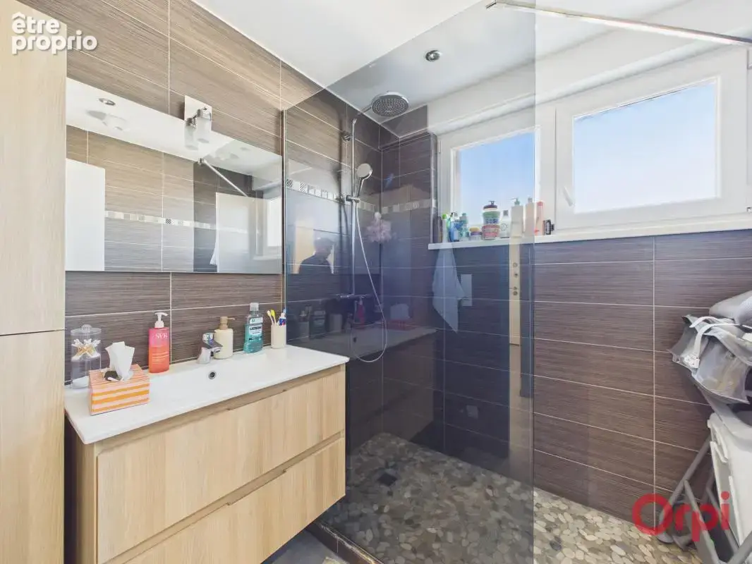Appartement T3 de 79 m² entièrement rénové - photo 8