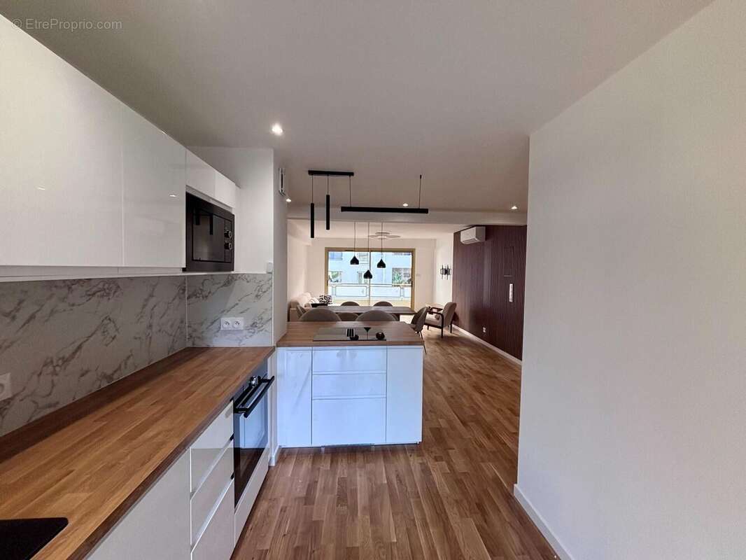 Photo 3 - Appartement à SAINT-RAPHAEL