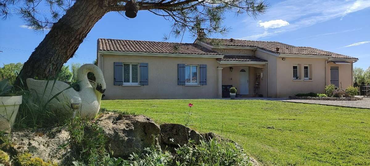 Maison à LALINDE