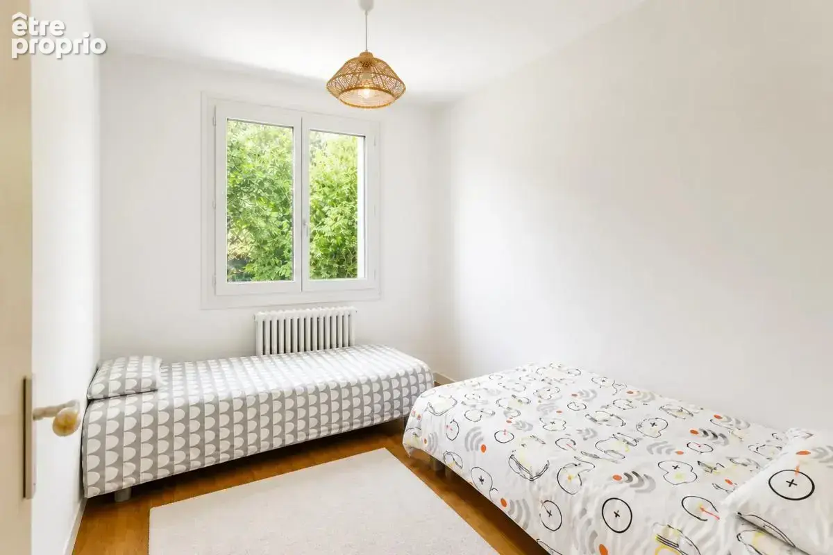 Maison de 4 pièces de 275 m² à Bourges - photo 7