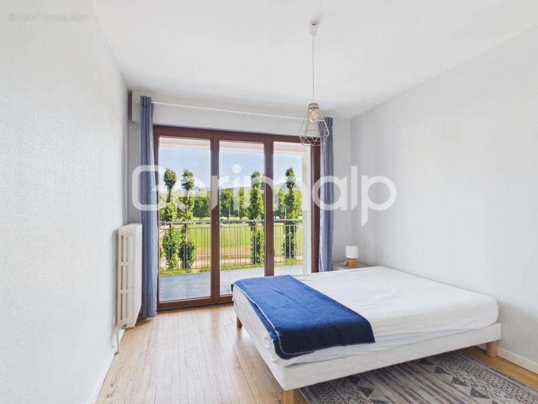 Vente - Appartement - 2 pièces + cuisine - 48 m² - 273 000 € - - photo 9