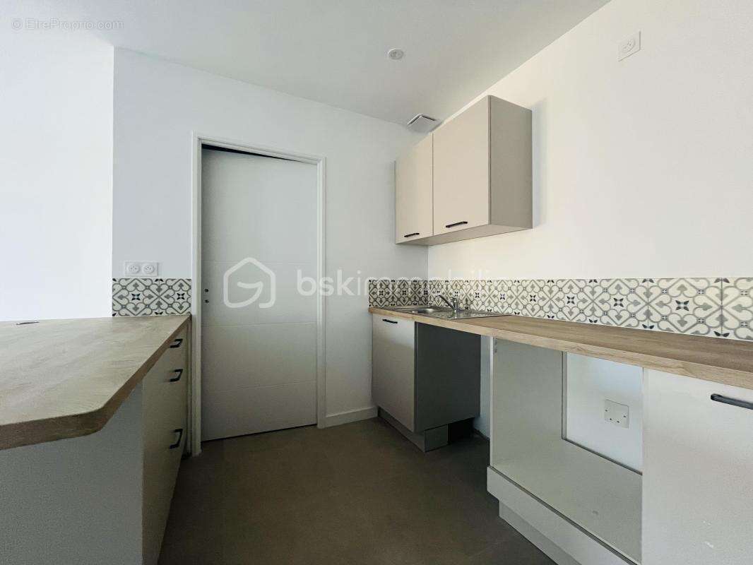 Maison à SAINT-DIDIER-DE-FORMANS