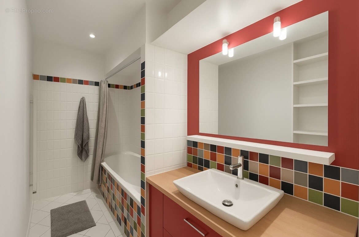 Appartement à TASSIN-LA-DEMI-LUNE