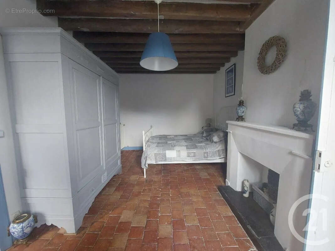 Maison 182 m² à Etais-La-Sauvin  - photo 8