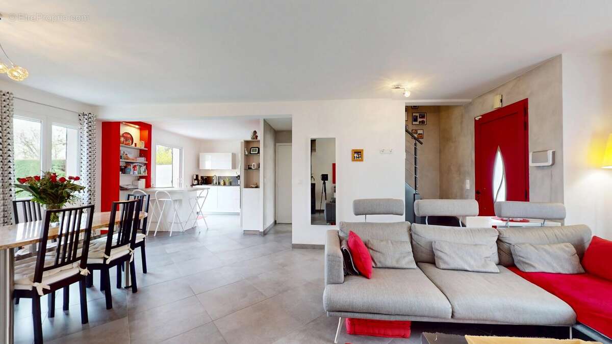 Maison à NEUILLY-PLAISANCE