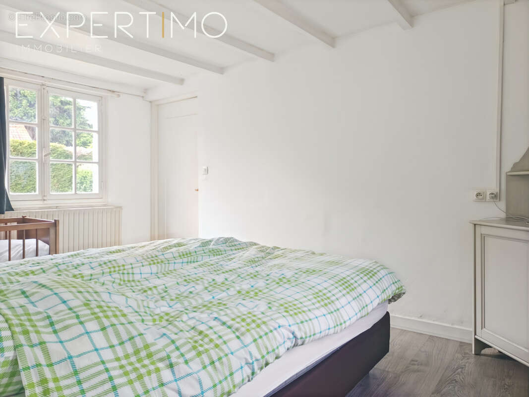 Maison à REGNIERE-ECLUSE