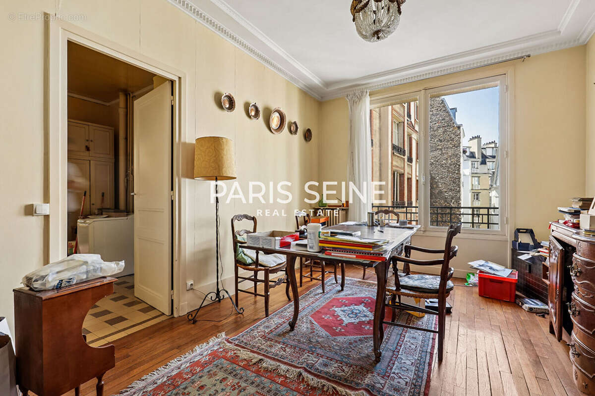 Appartement à PARIS-6E
