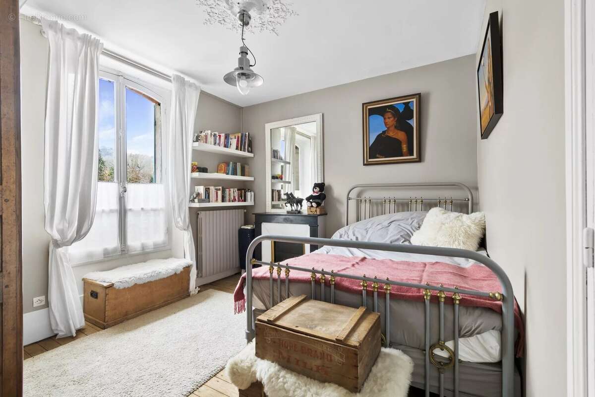 Maison à JANVILLE-SUR-JUINE