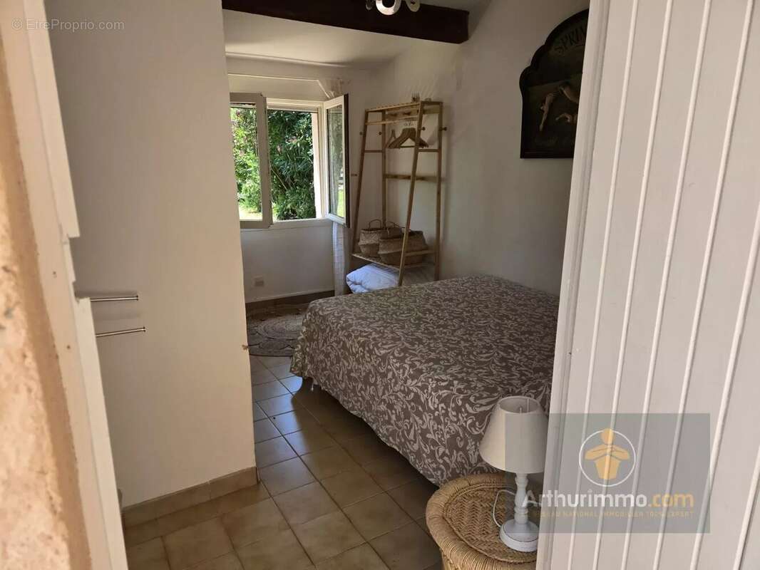 Maison à BORMES-LES-MIMOSAS