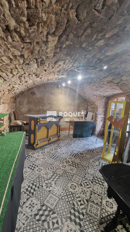 La couvertoirade, maison de village avec .local a vendre - photo 14