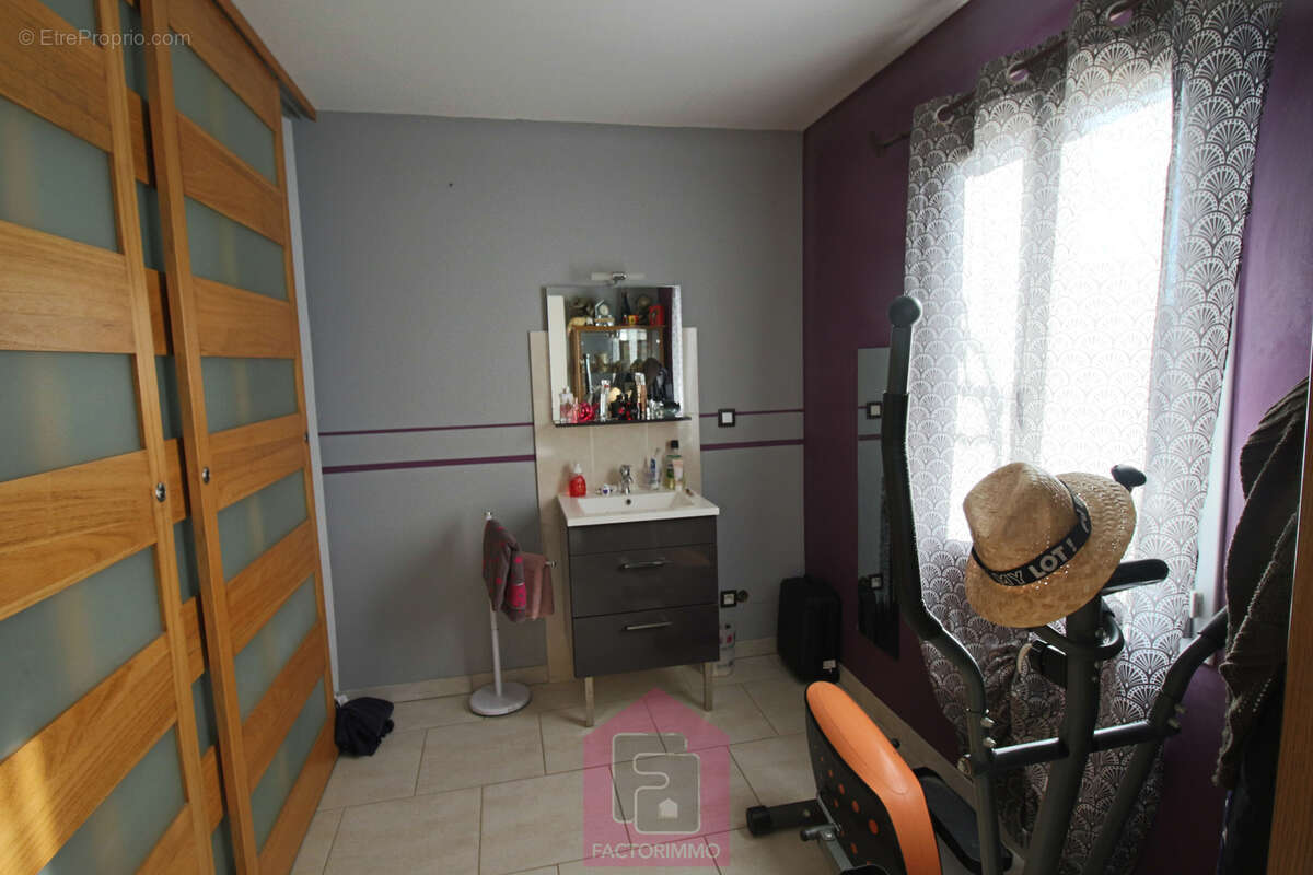 Maison à PUY-L'EVEQUE