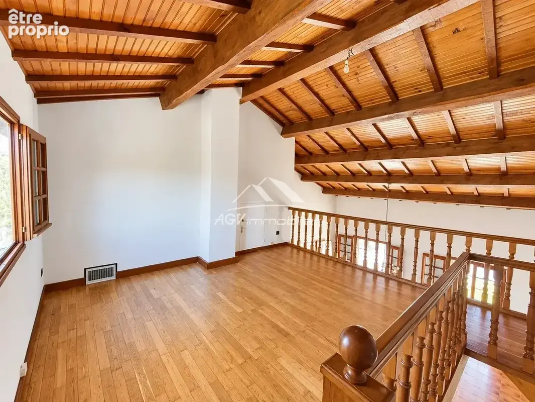 Rousson, propriété avec piscine, vue dégagée, vaste terrain clos de 4208 m², 150 m² habitable, 190 m² d'annexes - photo 13