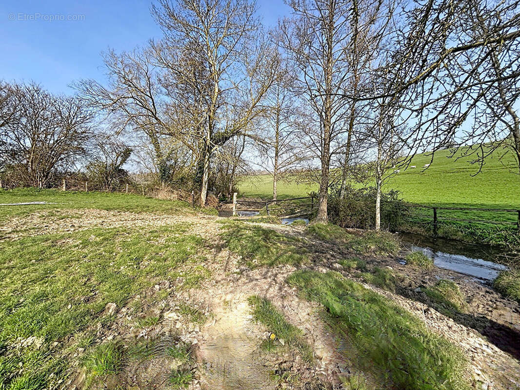 Maison à LE MESNIL-DURAND