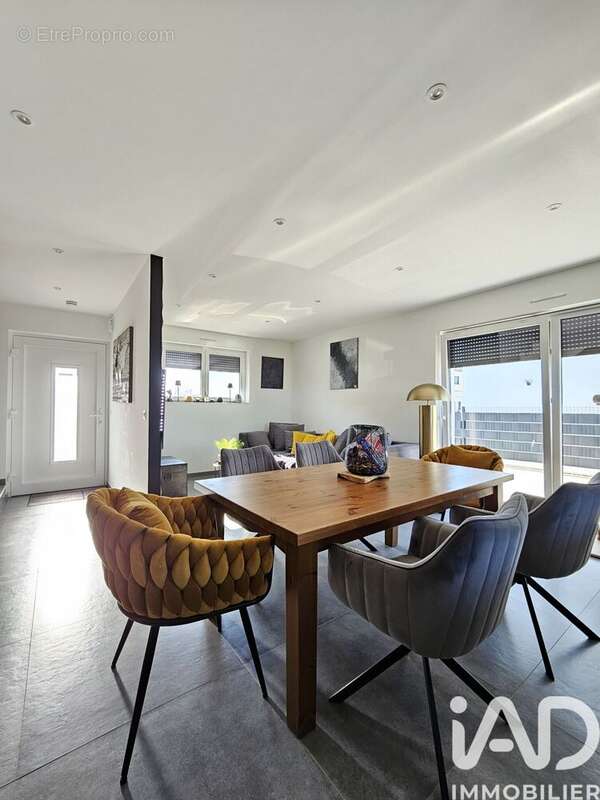 Photo 3 - Maison à HAUCOURT-MOULAINE