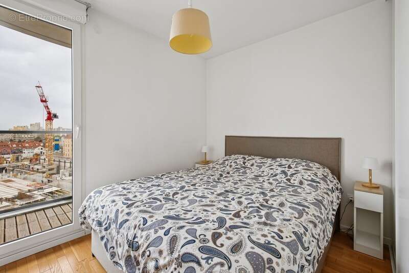 Appartement à COLOMBES