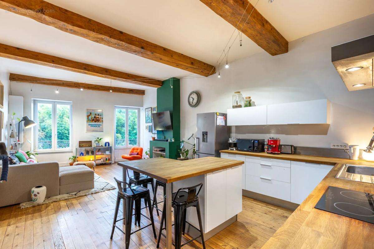 Appartement à CALUIRE-ET-CUIRE