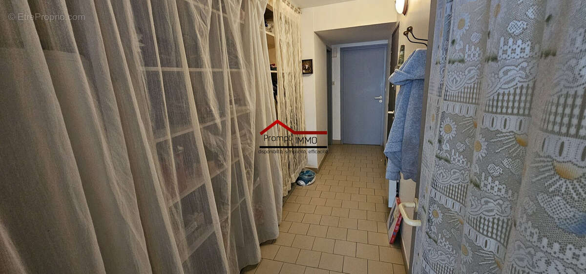 Appartement à VILLENEUVE-DE-BERG