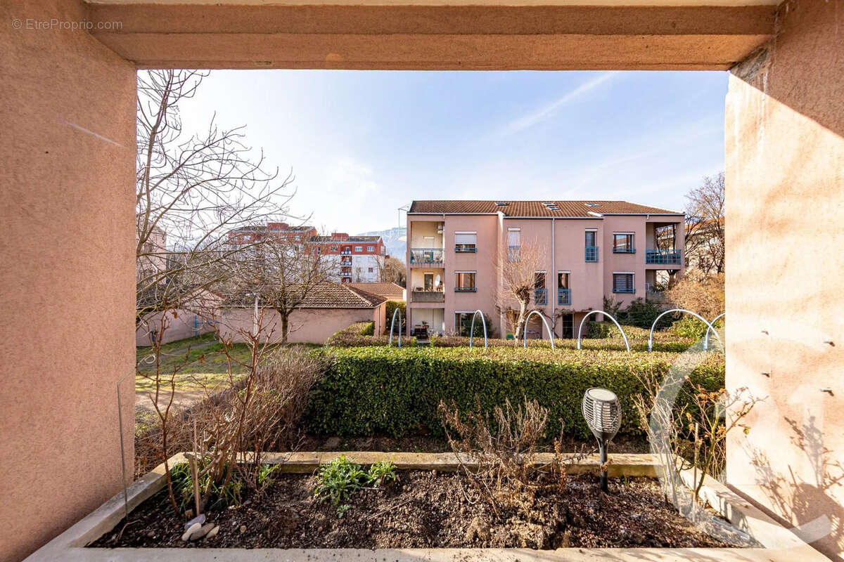 Appartement à EYBENS