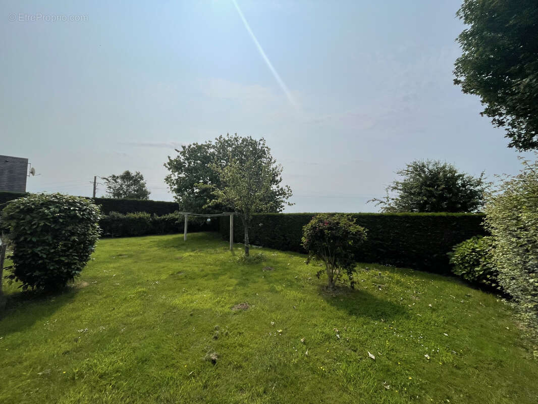 Maison à SAINT-PIERRE-EN-PORT