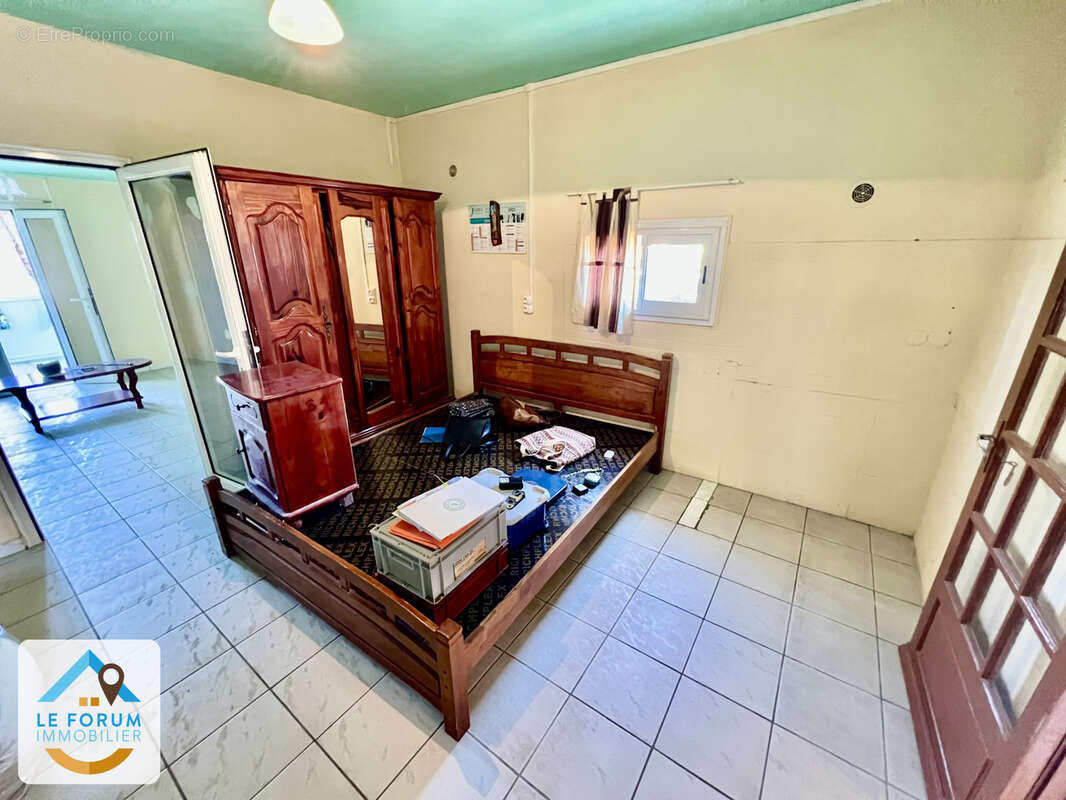 Saint joseph 97480 - villa f3 habitable de suite -varangue + garage - terrain clos et piscinable - facile d'ac - photo 8